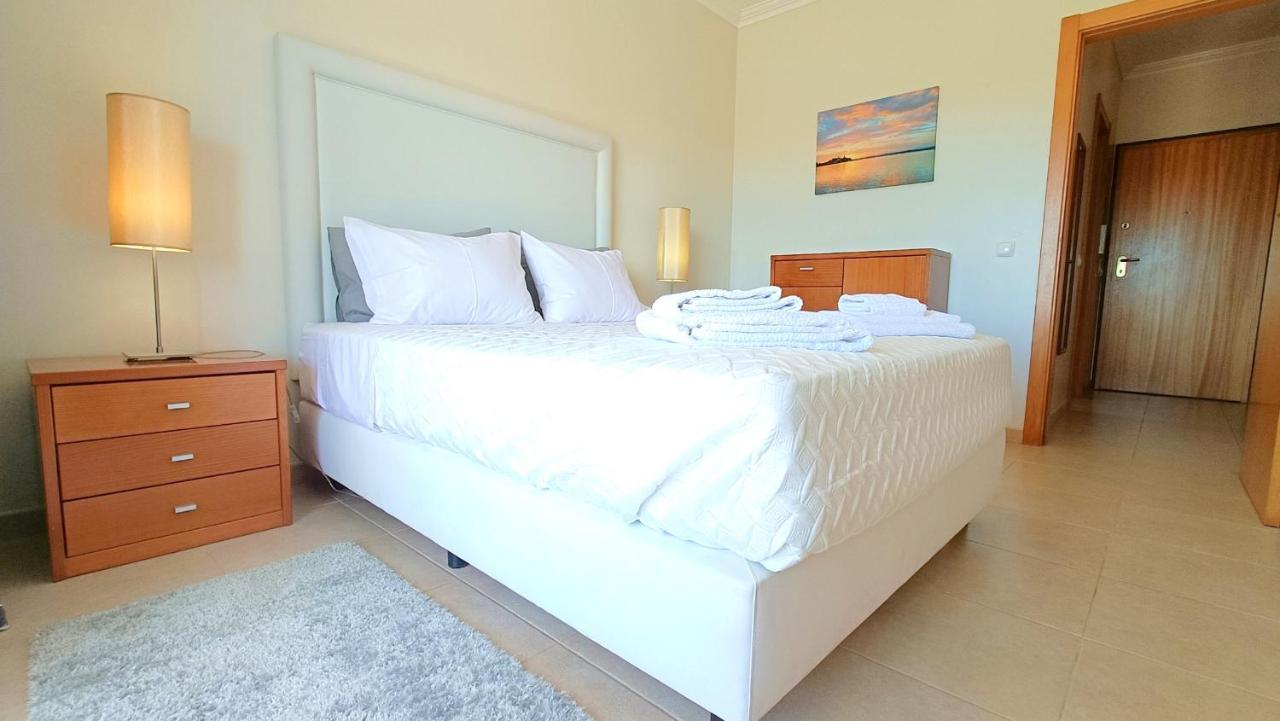 Flamingo View - Pool + Wifi + Ac Apartment Portimao Exterior photo